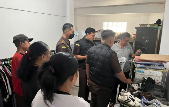 Kejari Ende Lakukan Penggeledahan Korupsi Dinas Pendidikan dan Kebudayaan 2024