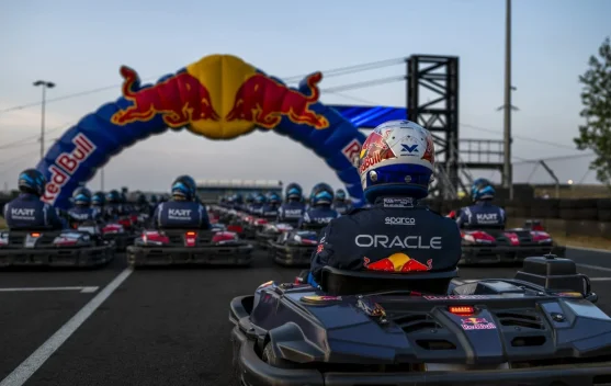 Max Verstappen Akan Hadapi 100 Pembalap dalam Ajang Karting Live di Silverstone