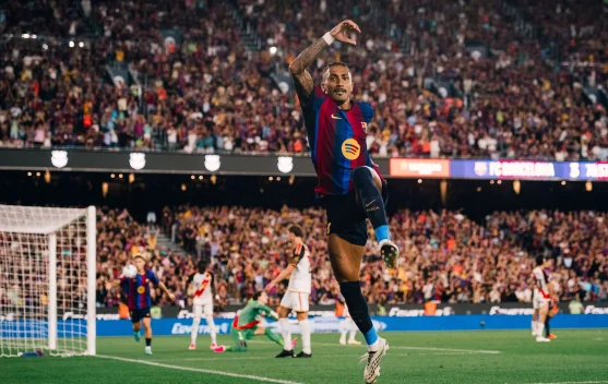 Barcelona Gulung Rayo Vallecano 5-2 di Montjuïc