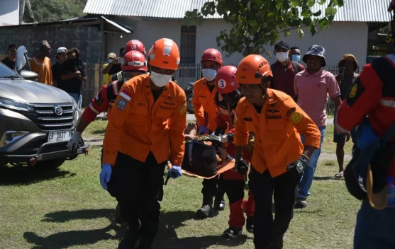 Misi Kemanusiaan Pascagempa M7,7 di Flores Usai, Basarnas Tutup Operasi SAR