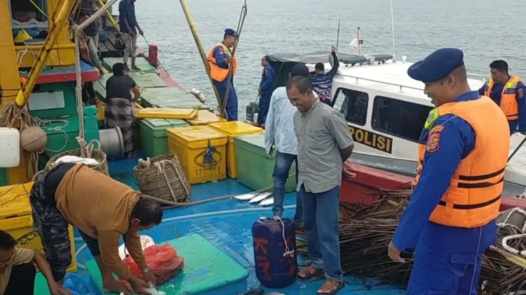 Sat Polairud Lhokseumawe Periksa Kapal hingga 35 Mil Laut