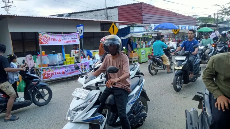 Sore Hari, Simpang Kandang Jadi Pusat Kuliner Ramadhan