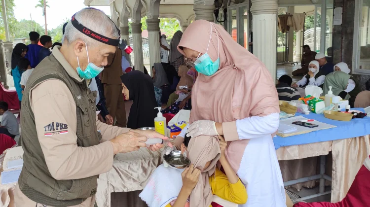 Dinas Kesehatan Aceh Gelar Pengobatan Massal di Aceh Utara