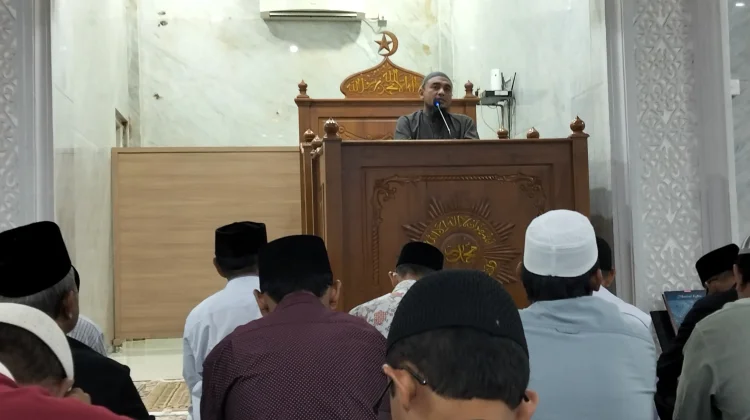 Ukhuwah Islamiyah Jadi Pesan Tarawih di Masjid Taqwa Muhammadiyah