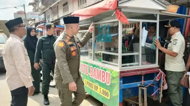 Langgar Seruan, Satpol PP-WH Aceh Utara Tegur Padagang Takjil