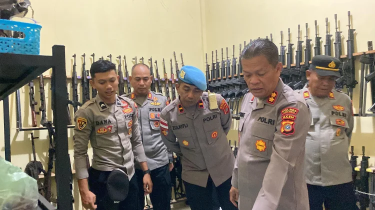 Polres Aceh Utara Cek Senjata Api Dinas Personel