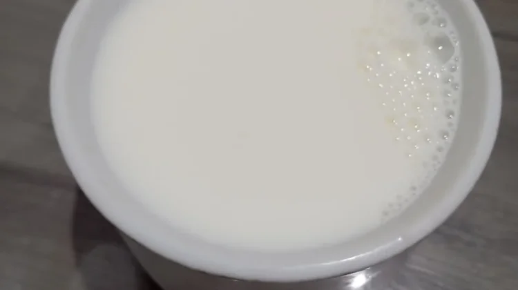 Manfaat Minum Susu saat Sahur untuk Menjaga Energi Selama Berpuasa