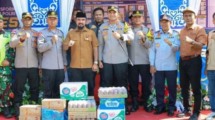 Bupati Al- Farlaky dan Kapolres Tinjau Pos Mudik Lebaran di Aceh Timur