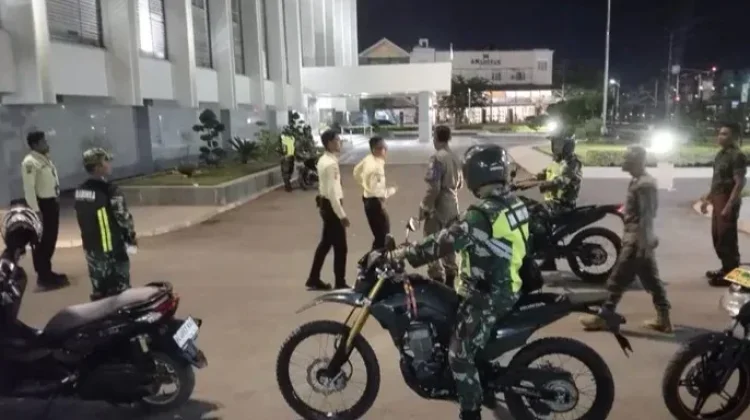 Babinsa Siaga Jaga Lhokseumawe Tetap Aman dan Lancar