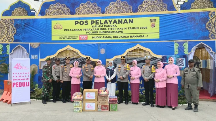 Yayasan Kemala Bhayangkari Peduli, Berikan Bingkisan untuk Petugas Pos Pelayanan