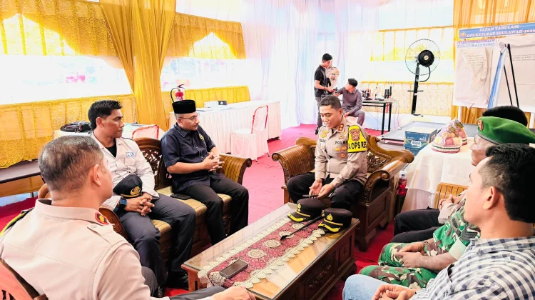 Pastikan Arus Lalu Lintas Aman Haji Uma Tinjau Pos Mudik Lebaran di Lhokseumawe