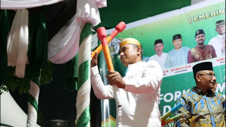 Tabuh Bedug Kapolres Lhokseumawe Bersama Forkopimda di Malam Takbiran