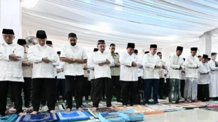 Presiden Prabowo Shalat Idulfitri dan Halalbihalal di Aceh Tamiang