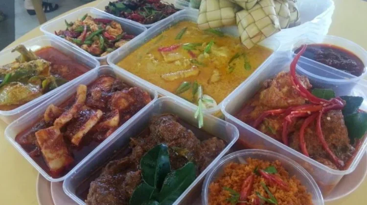 Lebaran Sehat Hindari Makan Berlebihan Demi Kesehatan