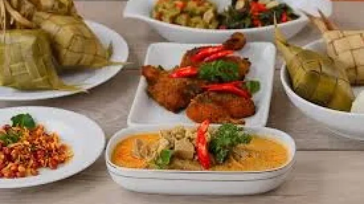 Pasca Lebaran, Hati-Hati Gangguan Pencernaan akibat Makan Berlebihan