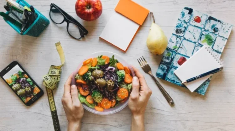 Tips Kembali ke Pola Makan Sehat setelah Lebaran