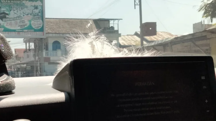 Cara Mudah Menjaga Udara Kabin Mobil Tetap Segar