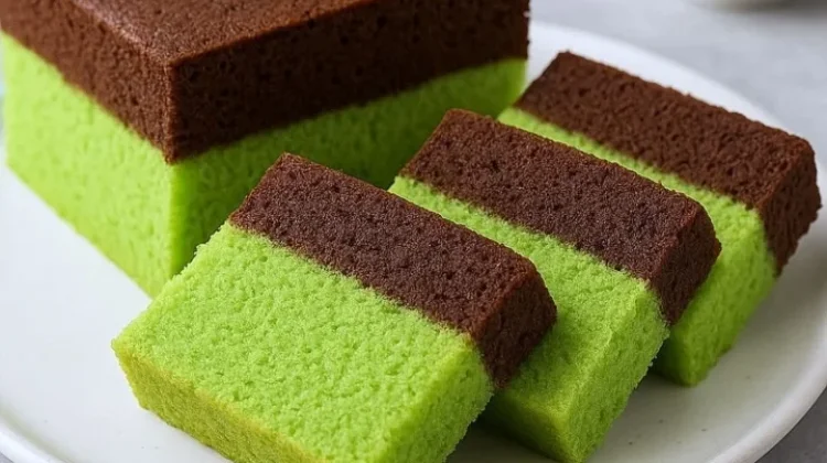 Bolu Kukus Pandan Coklat Jadi Kue Lebaran Favorit