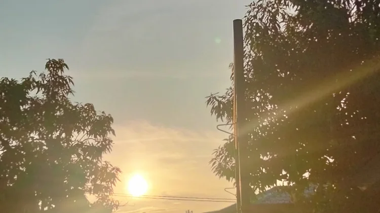 Cuaca Pagi Cerah, Siang Panas dan Sore Berpotensi Hujan