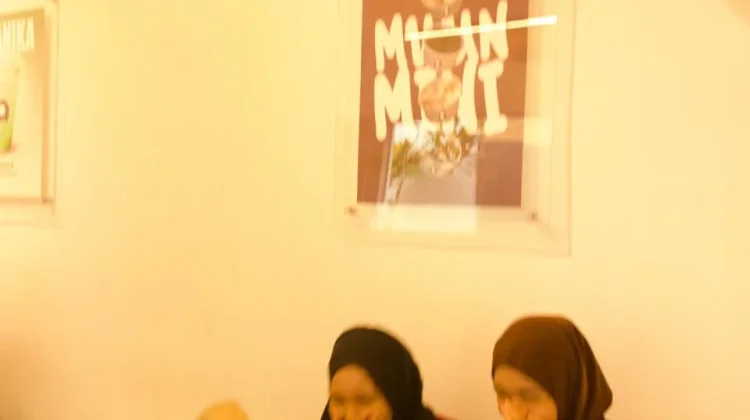 Fenomena Anak Muda Nongkrong hingga Larut Malam