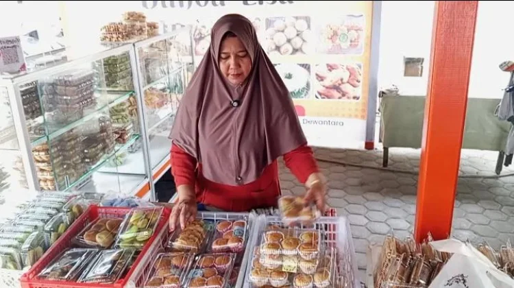 Harga Merakyat, Rasa Melekat: Bolu Susu Bunda Lisa Jadi Favorit
