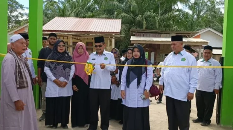 Gedung Baru MIN 8 Aceh Timur Diresmikan