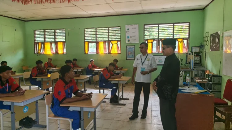 Kakankemenag Aceh Timur Monitoring Asesmen Sumatif Akhir Sekolah Tahun 2026