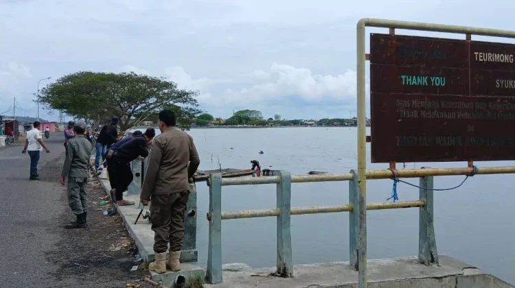 Sat Binmas Polres Lhokseumawe Sosialisasikan Normalisasi Waduk Pusong