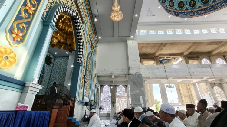 Upaya Menghidupkan Mesjid di tengah Minimnya Partisipasi Ummat