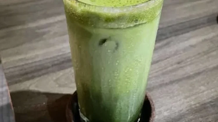 Manfaat dan Resiko Tren Minuman Matcha