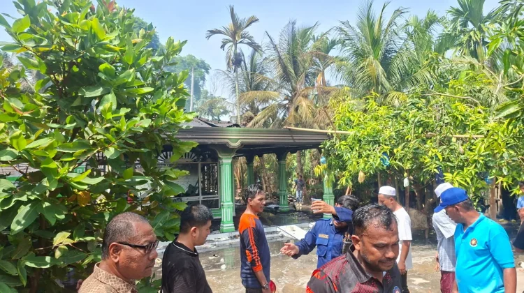 Satu Rumah Warga Gampong Beunot Ludes Dilalap  si Jago Merah.