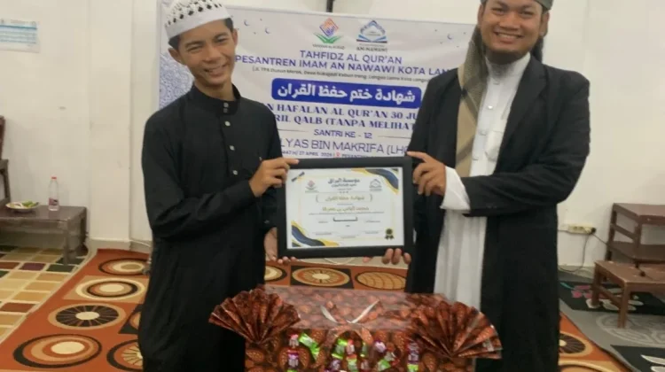Santri Pesantren Imam Annawawi Tuntaskan  Setor Hafalan 30 Juz tanpa Mushaf