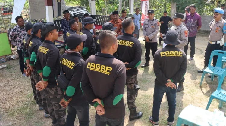 Sat Binmas Polres Tinjau Satkamling, Dorong Warga Aktif Jaga Kamtibmas