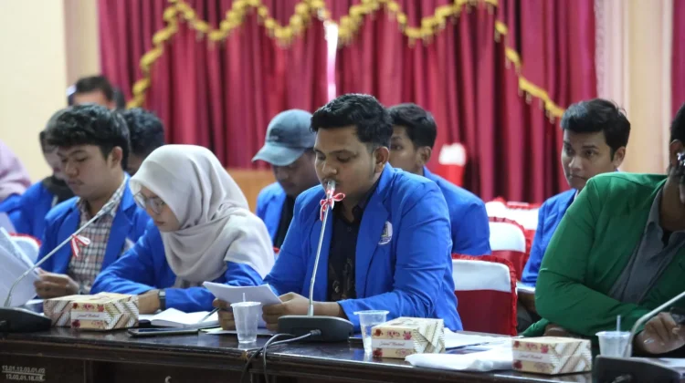 Presma UIN SUNA Lhokseumawe Desak Pemko Perbaiki Jalan Rusak dan Lampu Jalan Mati