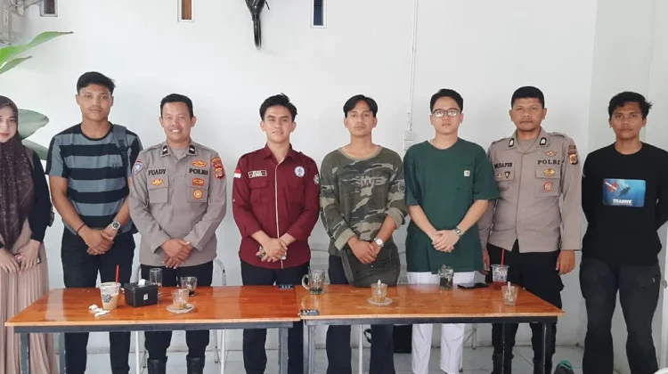 Mahasiswa Ilmu Komunikasi UMMAH Gandeng Polres Bireuen Bahas Etika Medsos