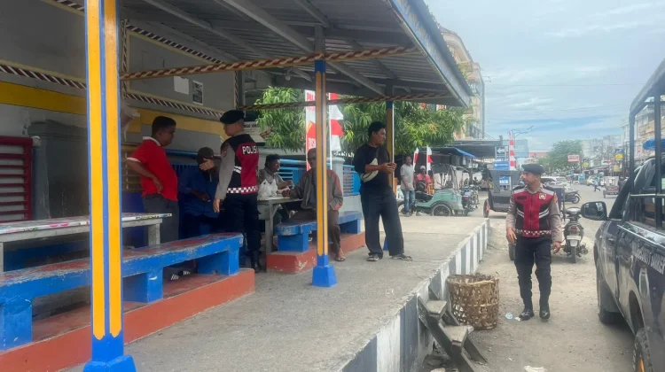 Patroli Kota Presisi Sat Samapta Lhokseumawe, Jaga Aktivitas Pasar Tetap Aman