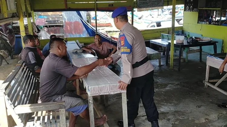 Patroli Dialogis di PPI Pusong Lama, Nelayan Diimbau Waspada Cuaca Ekstrem