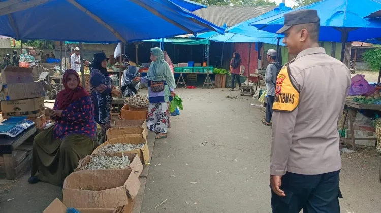 Patroli Dialogis di Pasar Batuphat Timur, Polsek Cegah Guantibmas