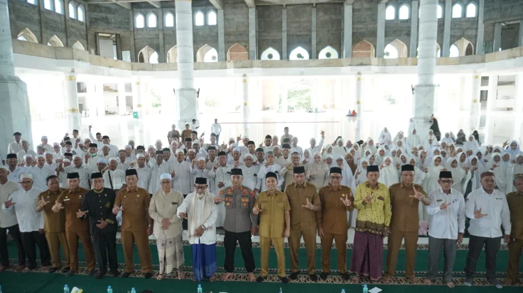 Hadiri Peusijuek Jamaah Haji 2026, Doakan Jamaah Raih Haji Mabrur