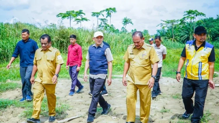 Wakil Gubernur Tinjau Infrastruktur Jalan dan Perusahaan Air Minum di Tamiang