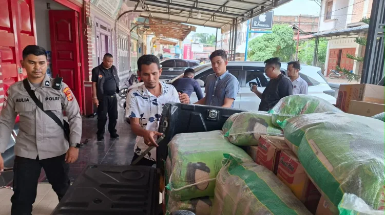 Kapolres Lhokseumawe Salurkan Bantuan untuk Korban Banjir
