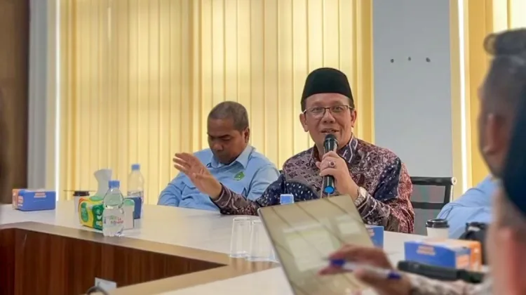 Rektor UIN SUNA Paparkan Desain Kurikulum Studi Islam pada Workshop Pascasarjana