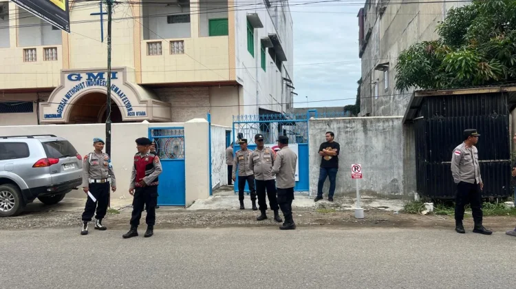 Polres Lhokseumawe Perkuat Pengamanan Ibadah Isa Almasih, Wujudkan Suasana Damai