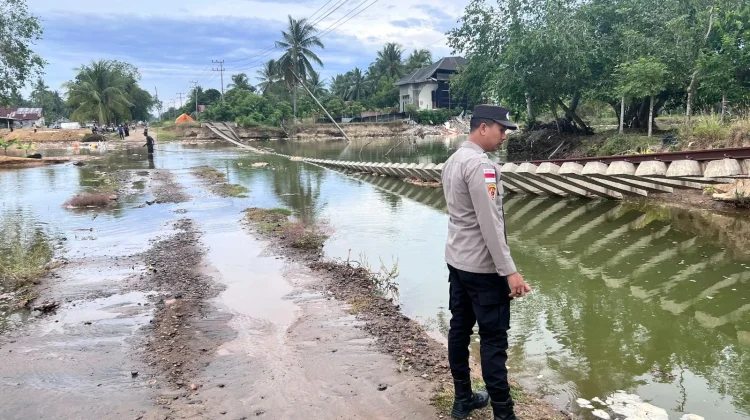 Warga Diimbau Waspada Pasang Purnama di Muara Batu