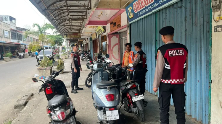 Sat Samapta Polres Lhokseumawe Ciptakan Rasa Aman bagi Pedagang dan Pembeli