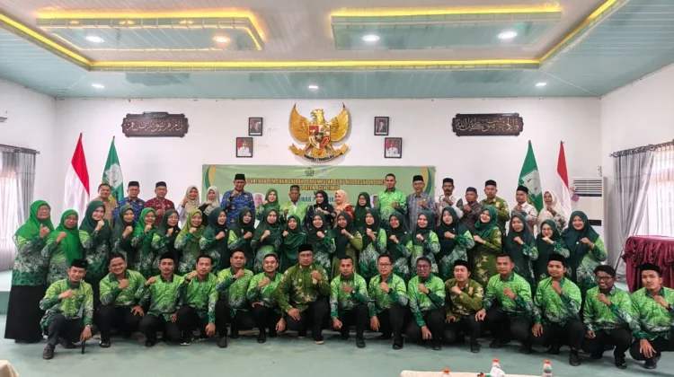 Pimpinan Daerah Perkumpulan Guru Madrasah Indonesia Aceh Timur Dilantik
