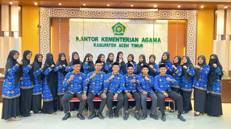 Secara Daring, 24 CPNS Kemenag Aceh Timur Resmi Dilantik Menjadi PNS 100 Persen