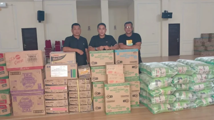 Kapolres Lhokseumawe Salurkan Bantuan Korban Banjir