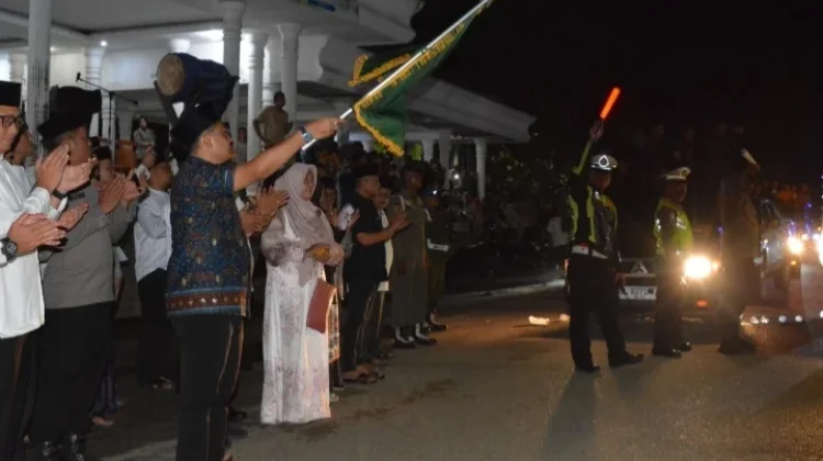Gema Takbir Iringi Malam Raya di Kota Langsa