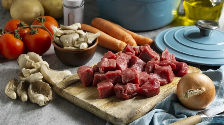 Cara Sehat Nikmati Daging Kurban saat Idul Adha